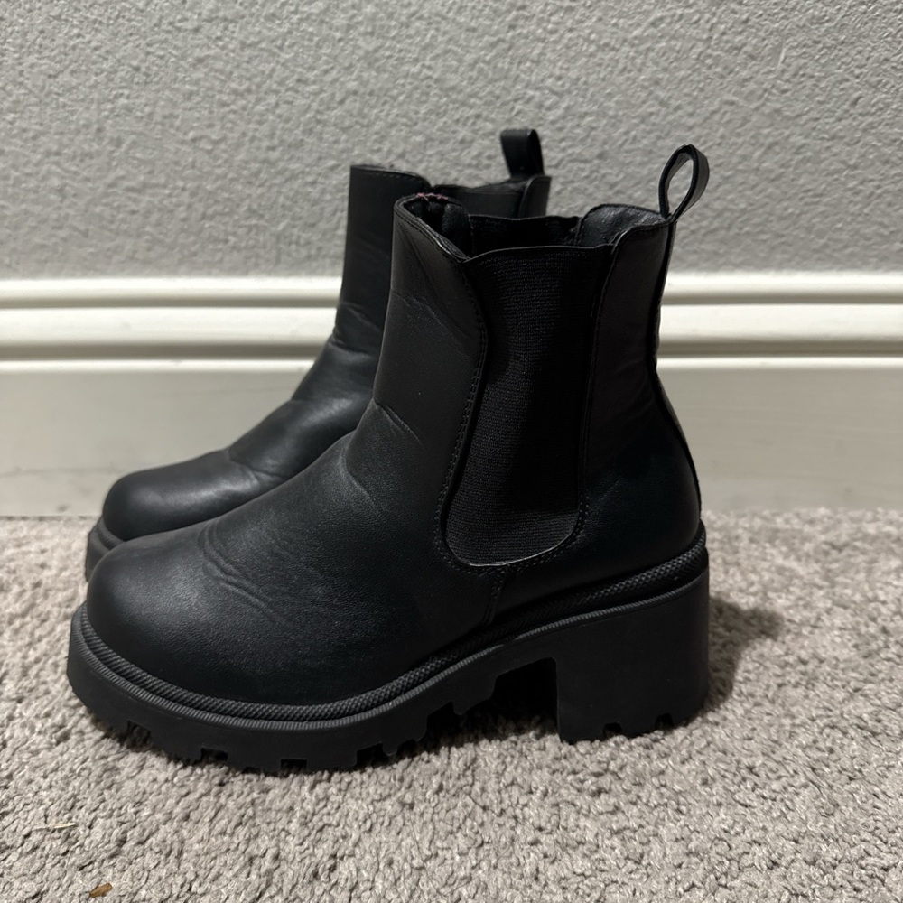 Othr Black Chunky Ankle Boots - Picture 2 of 3